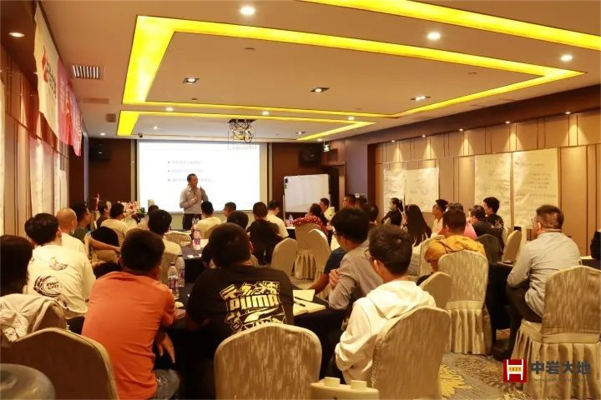 24d6bd60-1b42-4f60-95e9-630529a69182 2.jpg